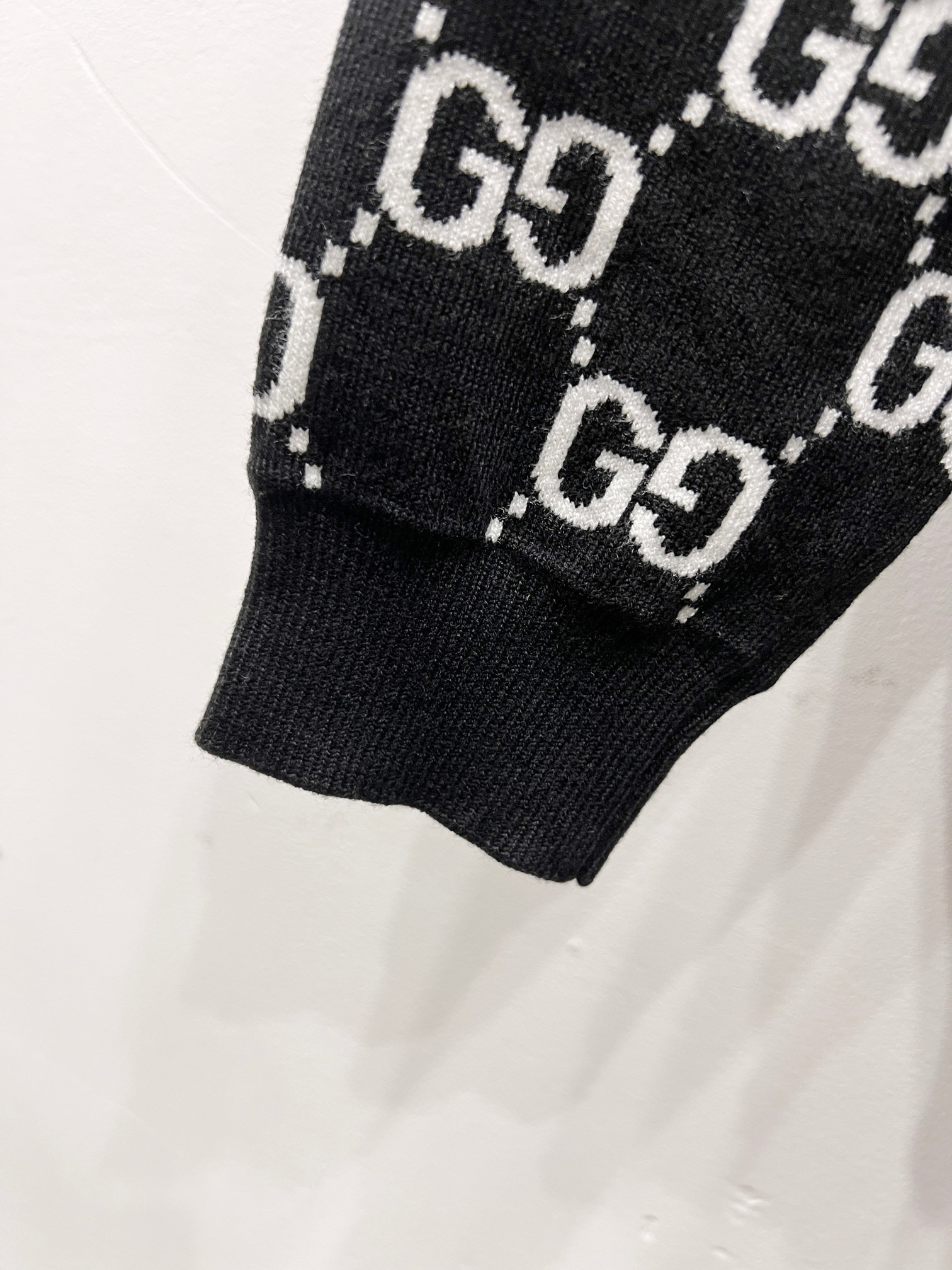 【GUCCI旗艦店】グッチ セーター ご好評に付き再入荷！