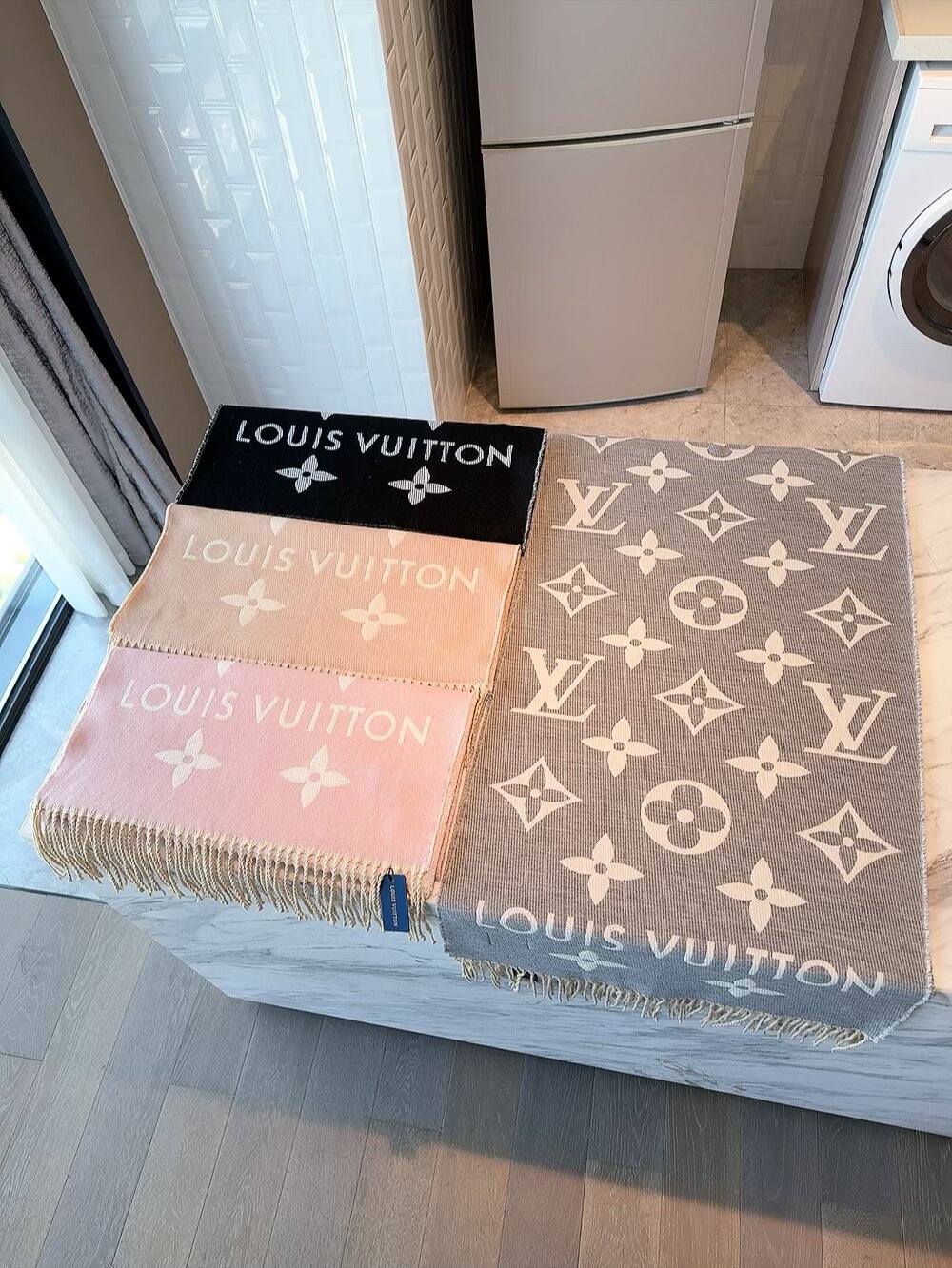 【LOUIS VUITTON公式旗艦店】ルイヴィトン スカーフ 限定発売 送料無料