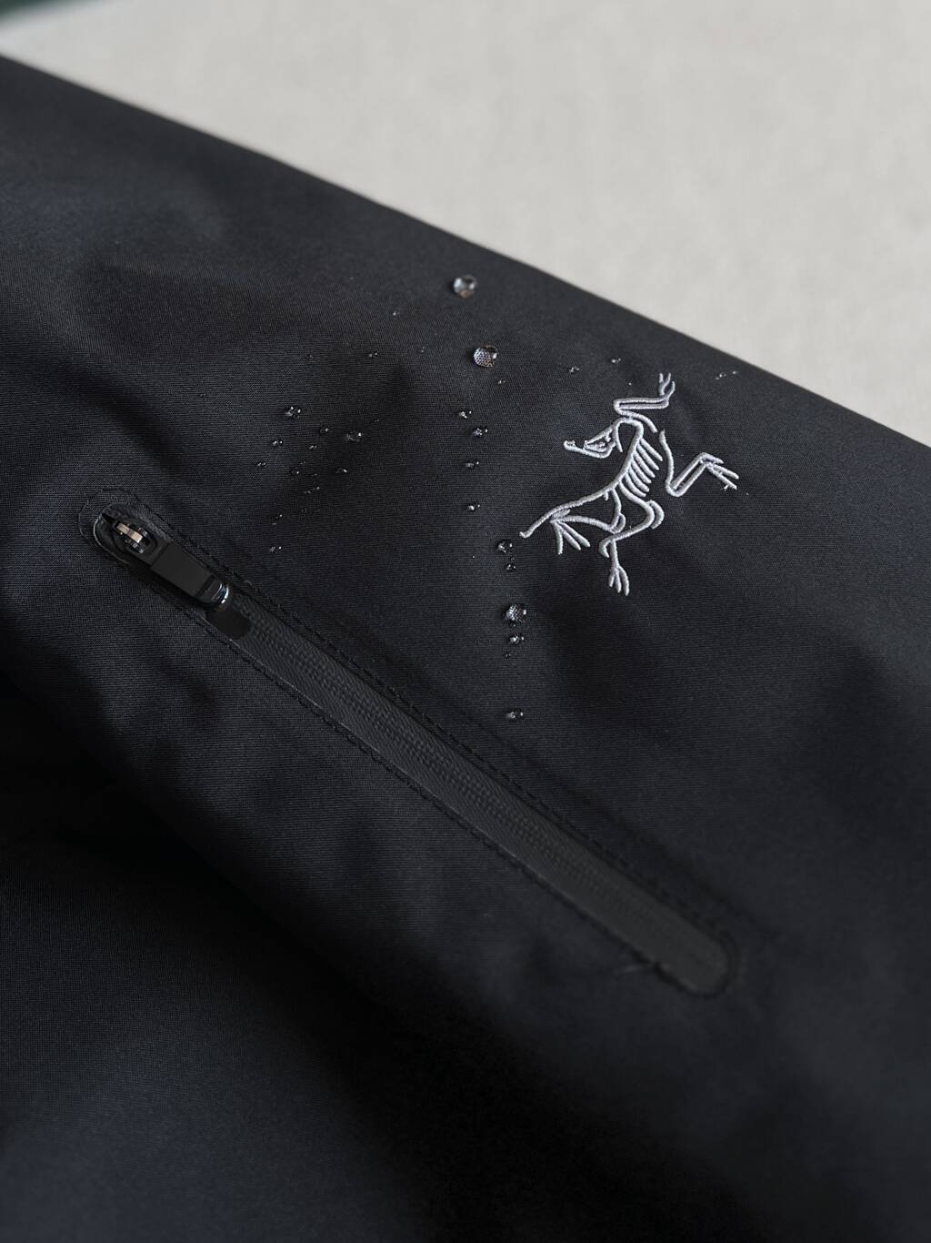 【ARC'TERYX旗艦店】秋冬ジャケット 男女兼用 ご好評に付き再入荷！