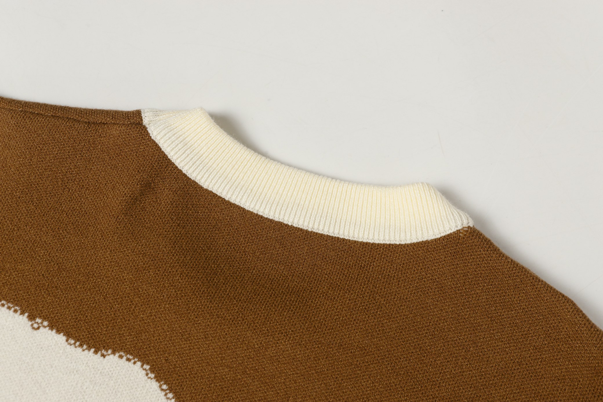 【LOUIS VUITTON旗艦店】ルイヴィトン セーター ご好評に付き再入荷！