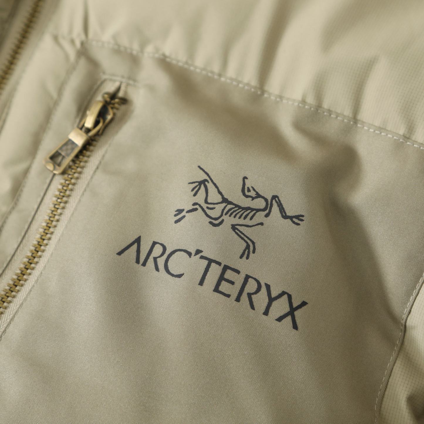 【ARC'TERYX旗艦店】ダウンジャケット 男女兼用 ご好評に付き再入荷！