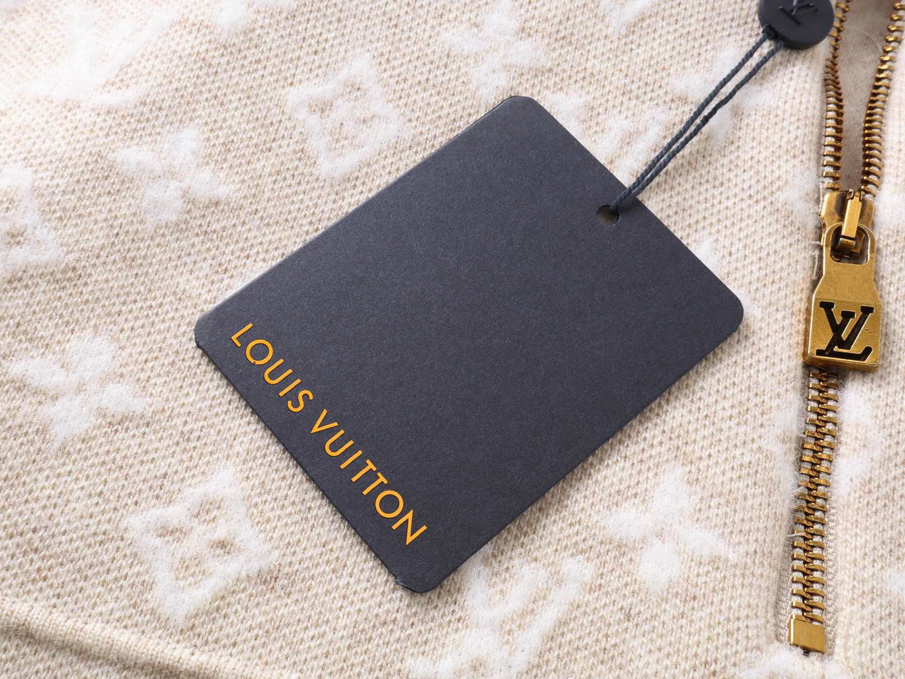 【LOUIS VUITTON旗艦店】ルイヴィトン ウールセーター ご好評に付き再入荷！