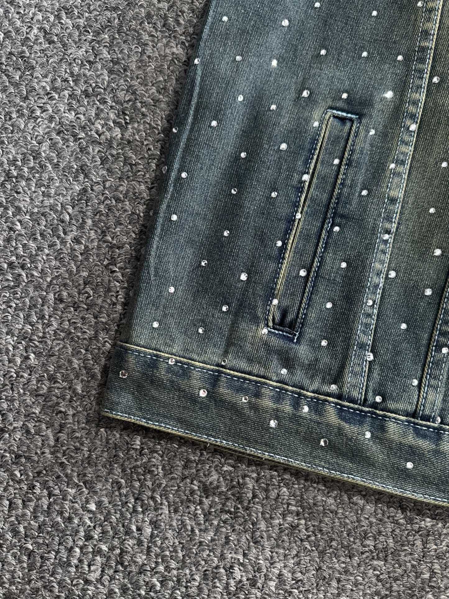 【BALENCIAGA公式旗艦店】バレンシアガ デニムジャケット ご好評に付き再入荷！