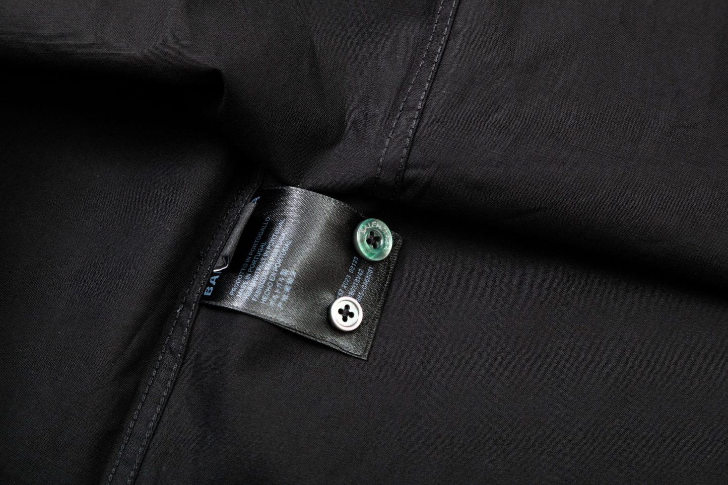 【BALENCIAGA 公式旗艦店】バレンシアガ シャツ ご好評に付き再入荷 240802