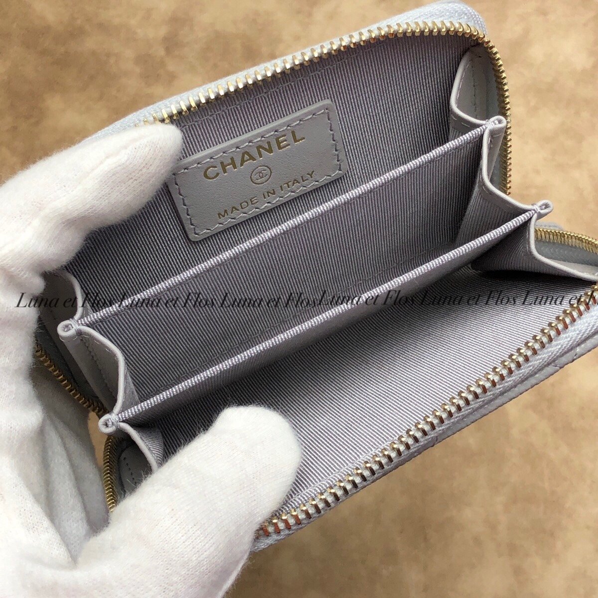 国内即発 コインケース マトラッセ キャビア