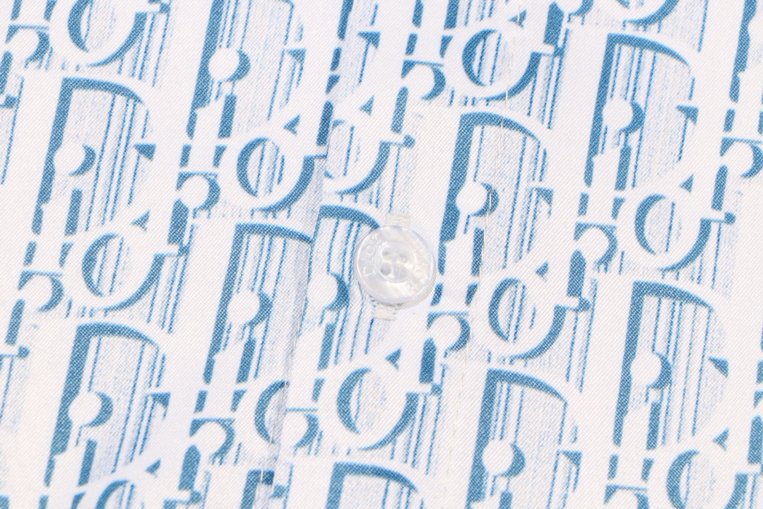 【DIOR 公式旗艦店】ディオール シャツ ご好評に付き再入荷 240716