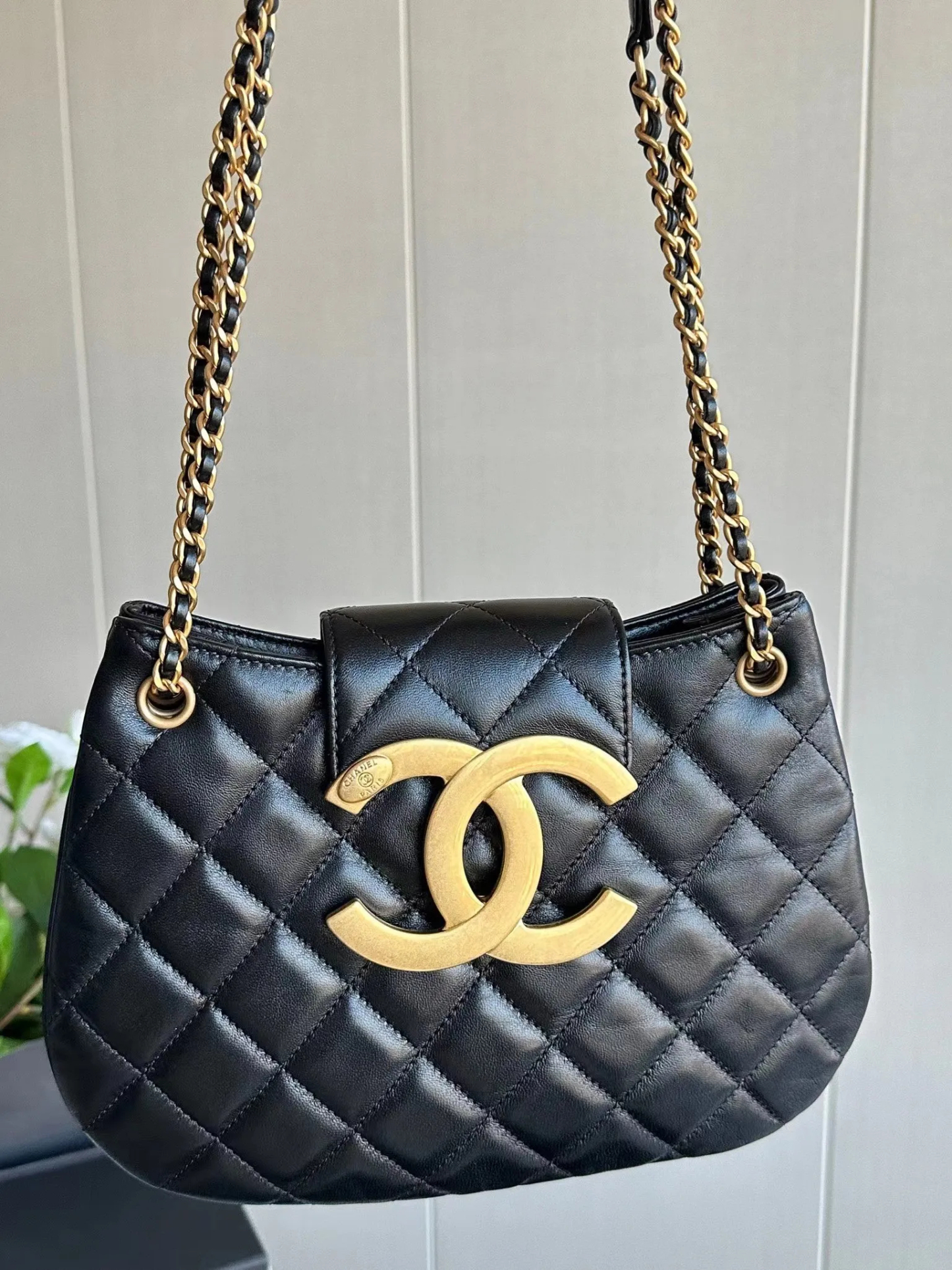 【24C★新作】CHANEL　メッセンジャーバック