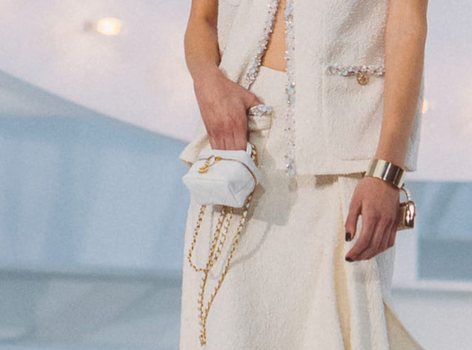 ✨VERY雑誌掲載！矢野未希子さん愛用の新作バッグが登場!!まさに「今」持ちたい！💓CHANELスモール ヴァニティー ケース