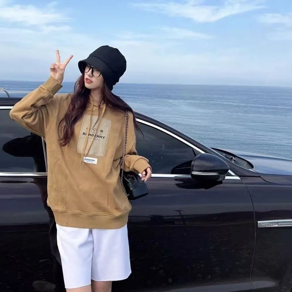 【BURBERRY旗艦店】バーバリー パーカー ご好評に付き再入荷！