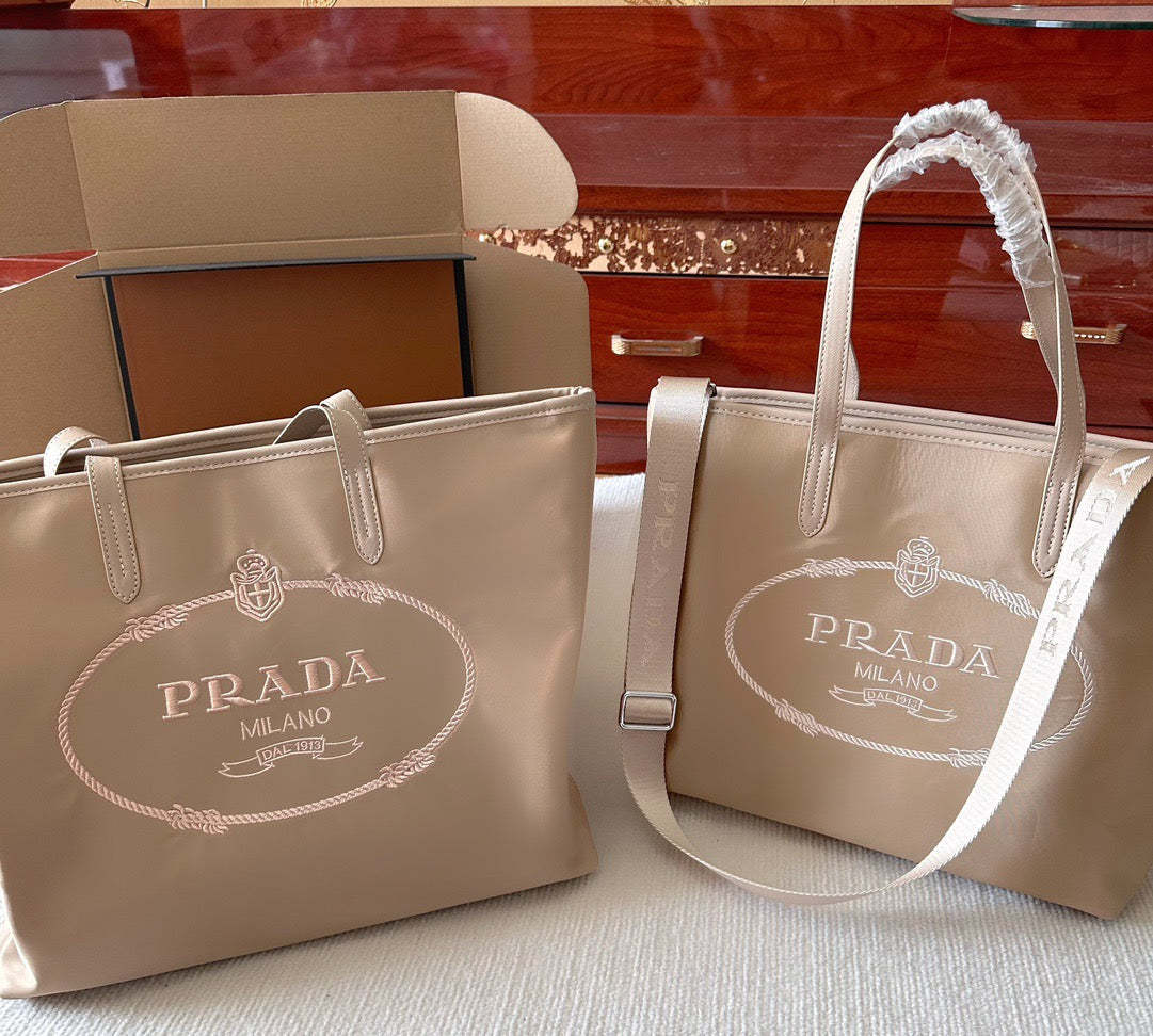 PRADA tote 新しい ライト ファッション ハンドバッグ
