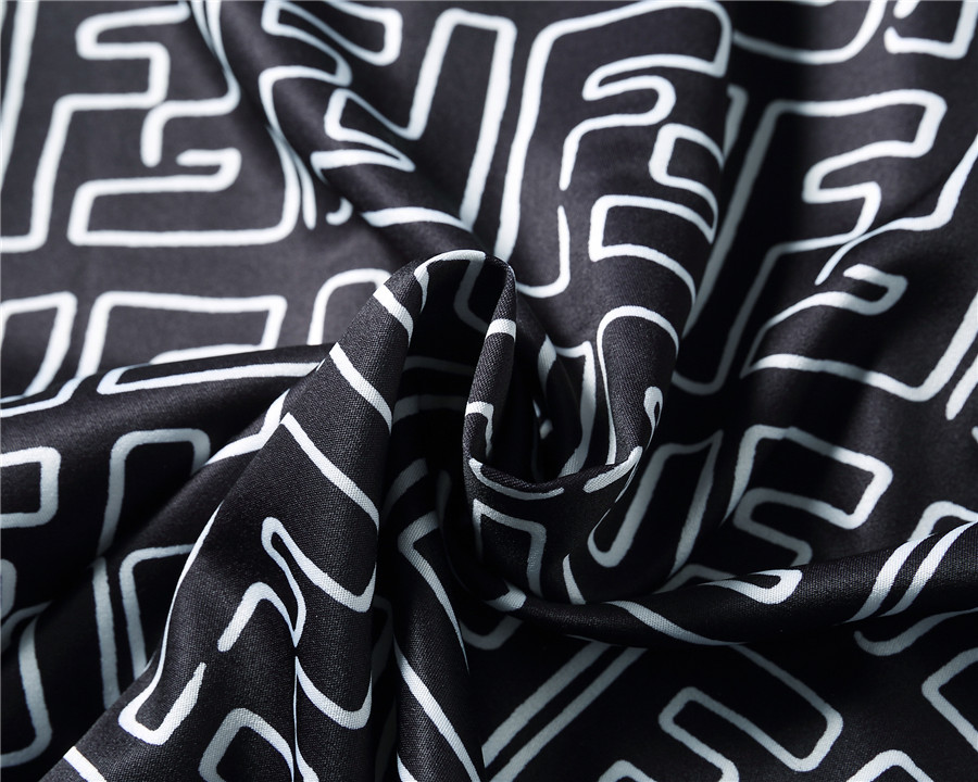 【FENDI 公式旗艦店】フェンディ シャツ ご好評に付き再入荷！