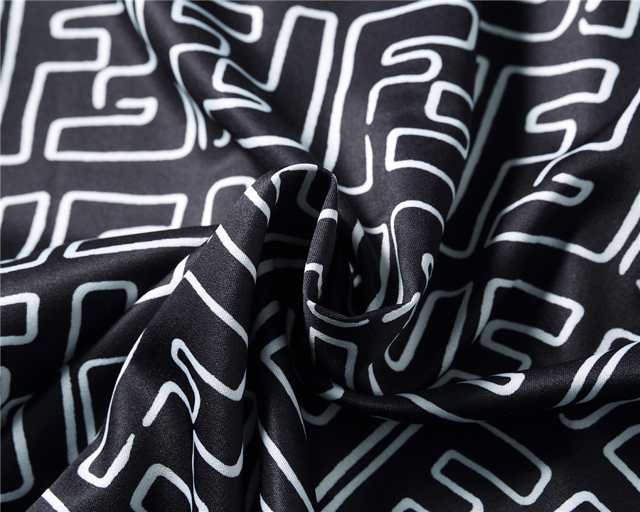 【FENDI 公式旗艦店】フェンディ シャツ ご好評に付き再入荷！