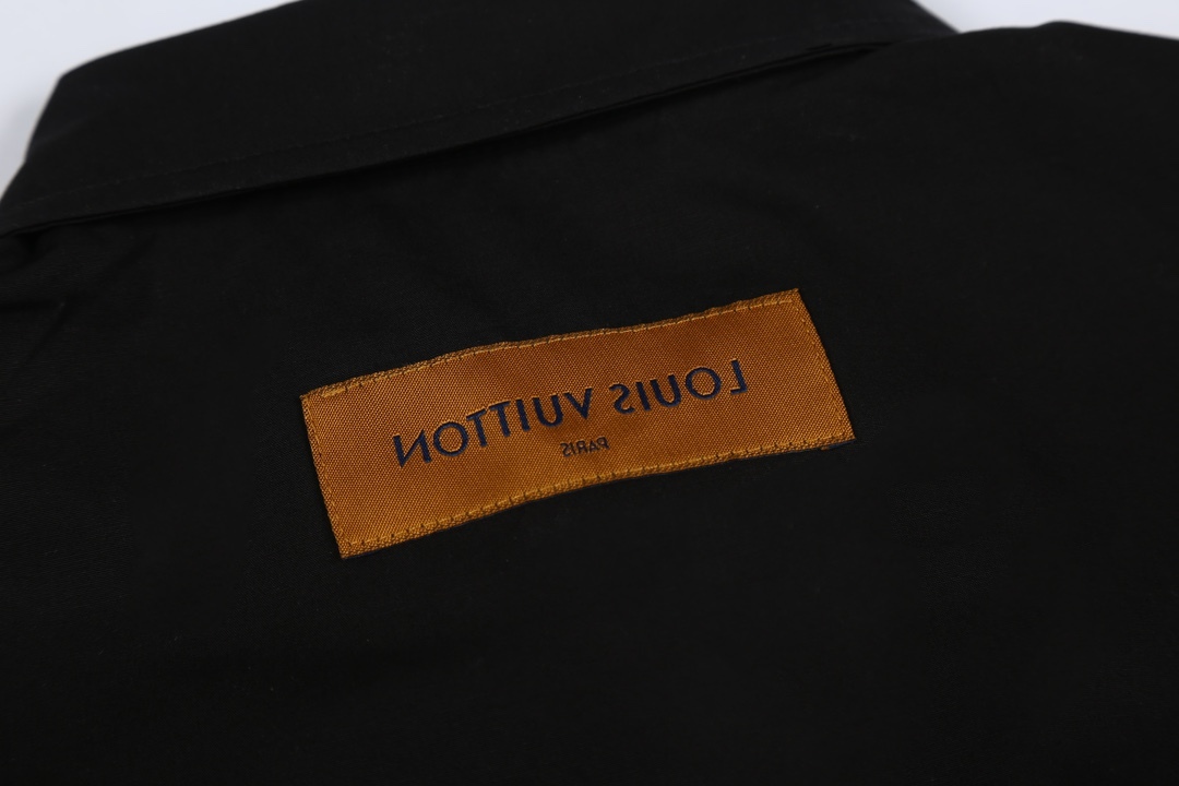 【LOUIS VUITTON 公式旗艦店】ルイヴィトン シャツ ご好評に付き再入荷！