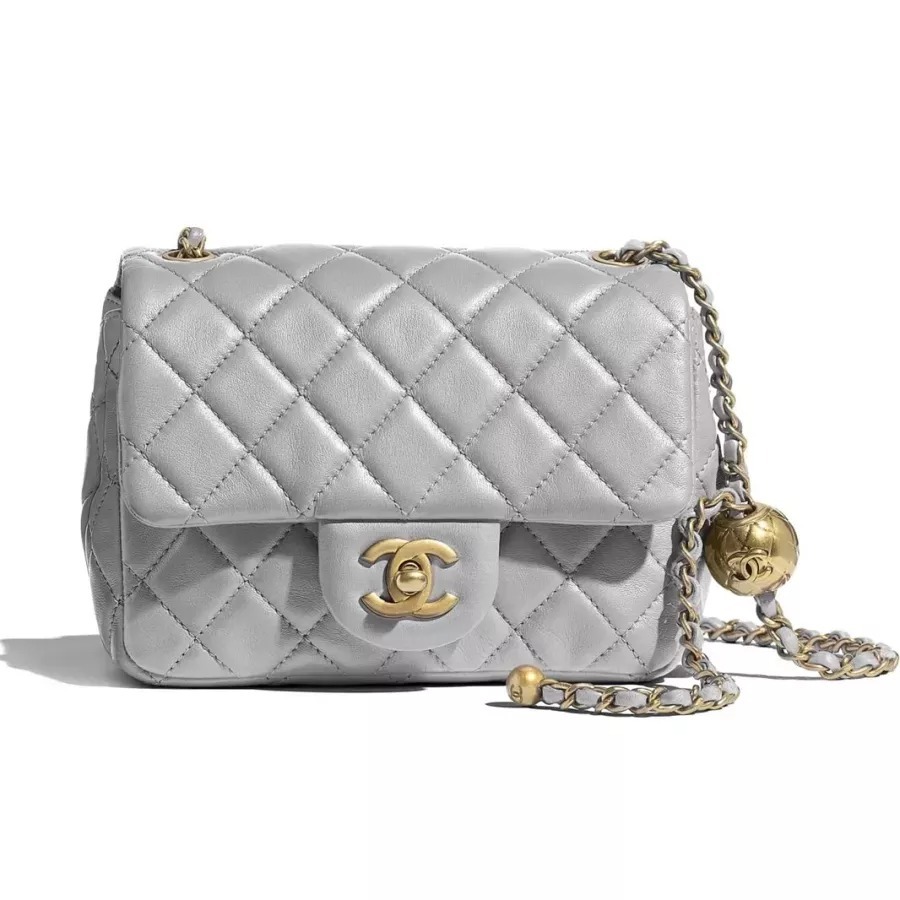 シャネル黒シープスキンメタルボールFLAP BAGフラップ バッグ