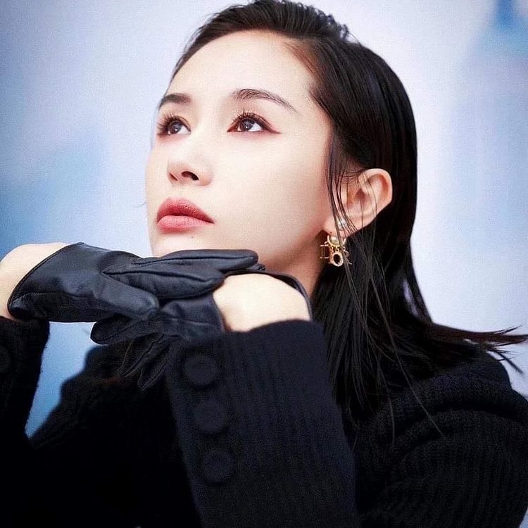 DIOR (ディオール) トライバル ピアス TRIBALES