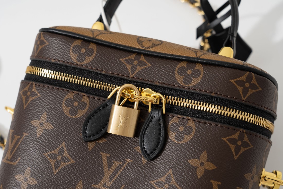 【Louis Vuitton】（ルイヴィトン） VANITY PM ハンドバッグ