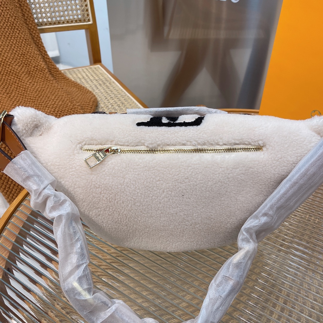 【Louis Vuitton公式旗艦店】 ルイヴィトン 新作テディベルトバッグ