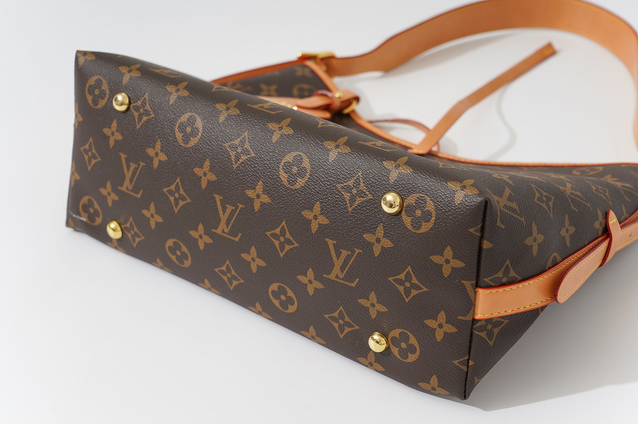 【Louis Vuitton】（ルイヴィトン）CARRYALL ショルダーバッグ