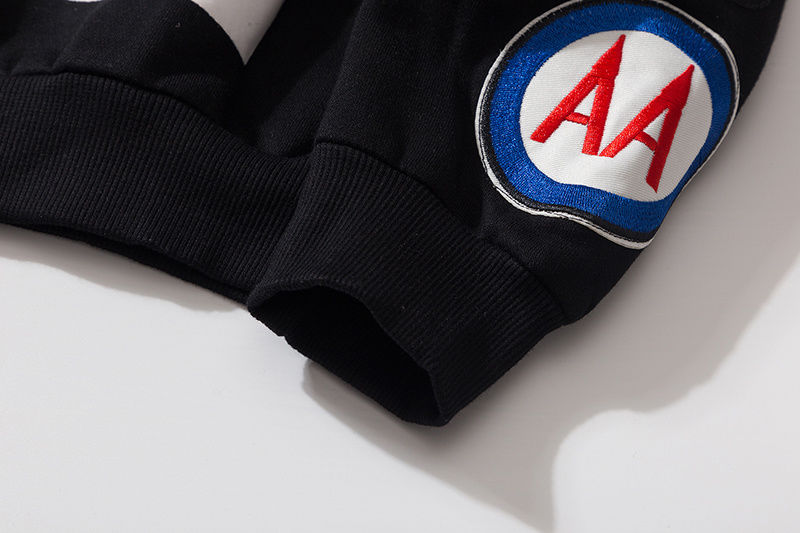 【OFF-WHITE 】ご好評に付き再入荷！