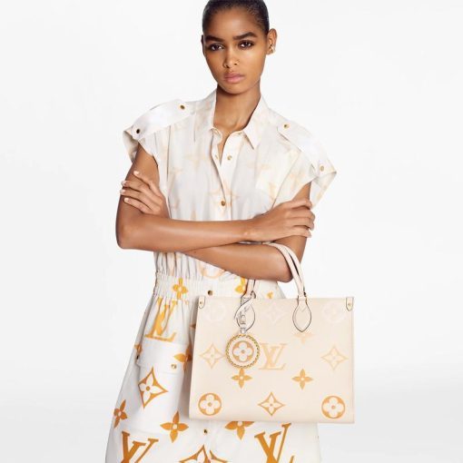 LOUIS VUITTON オンザゴー MM REF:M45717