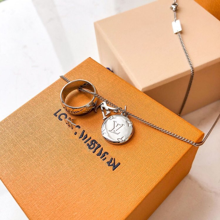 Louis Vuitton（ルイヴィトン） ネックレス 60cm