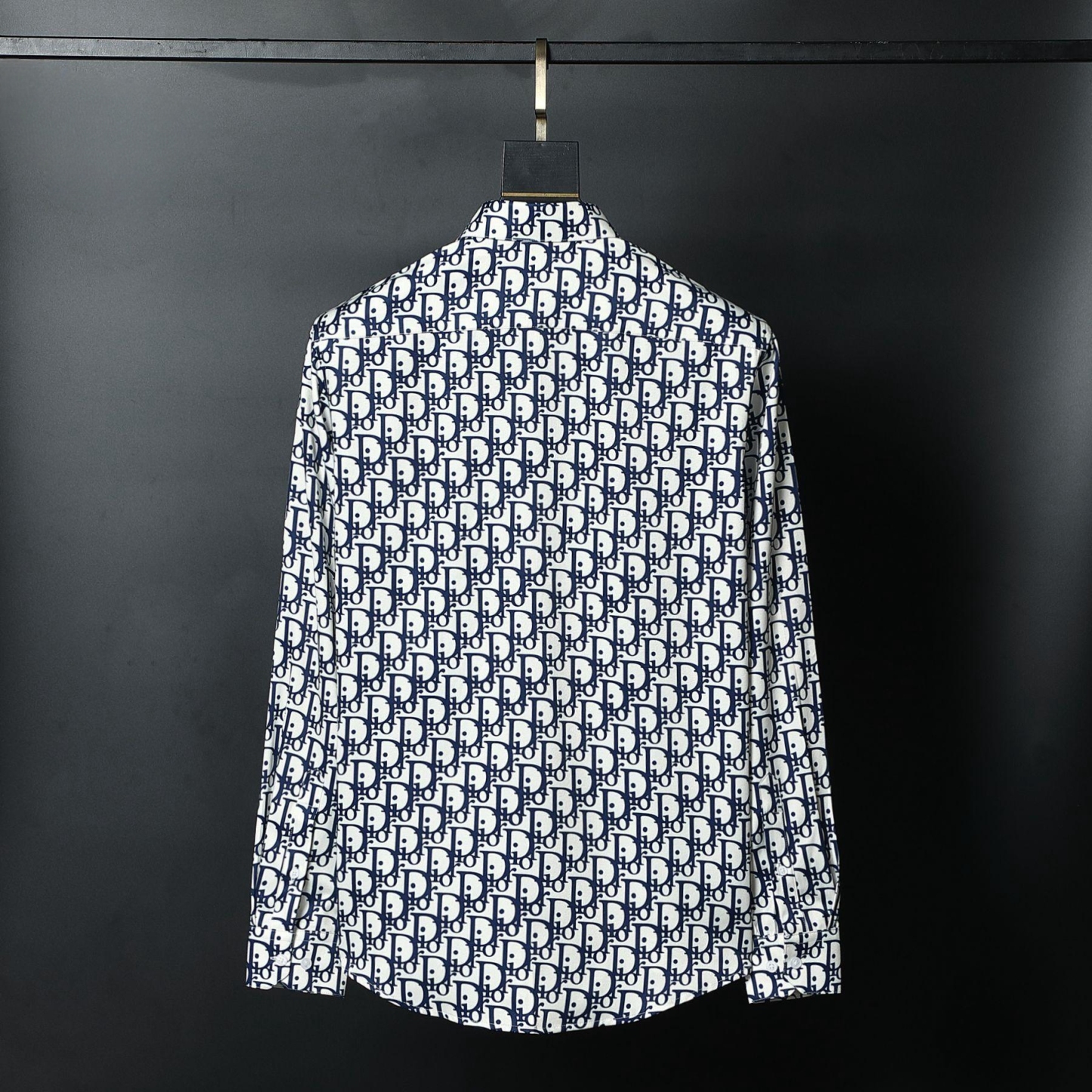 【DIOR 公式旗艦店】ディオール シャツ ご好評に付き再入荷！