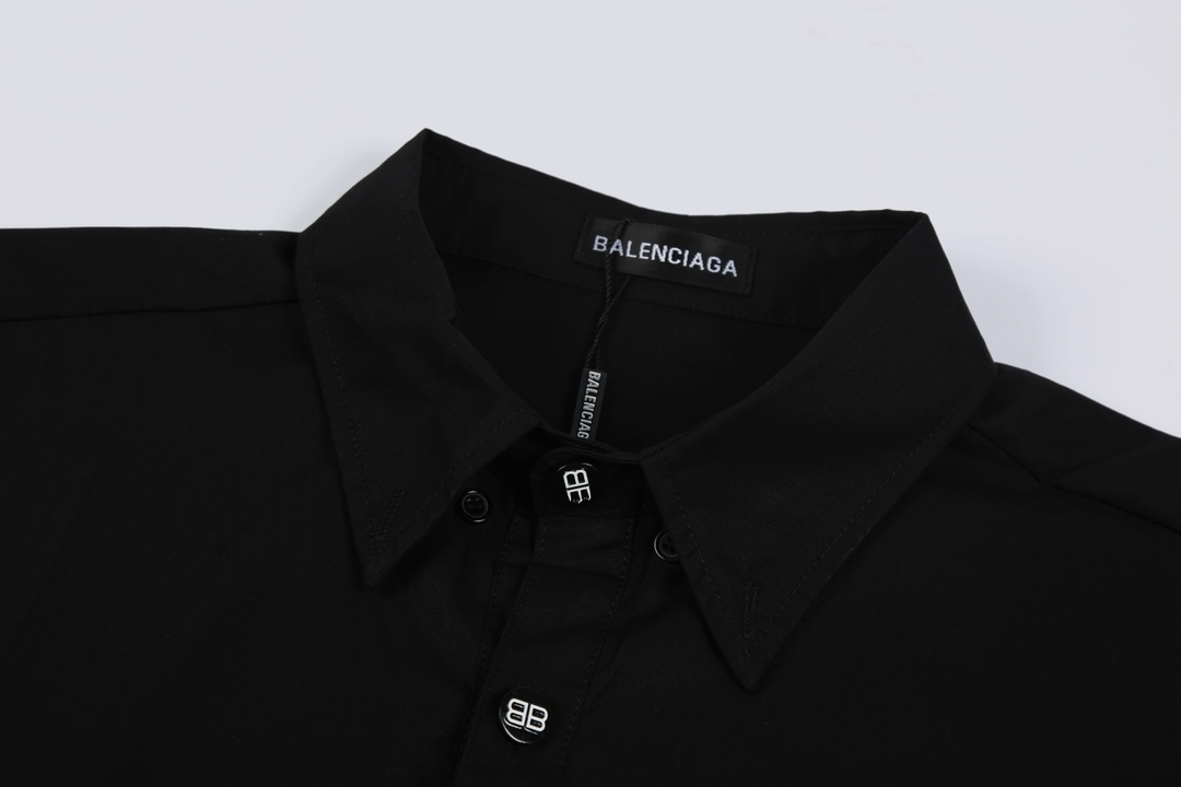 【BALENCIAGA 公式旗艦店】バレンシアガ シャツ ご好評に付き再入荷！