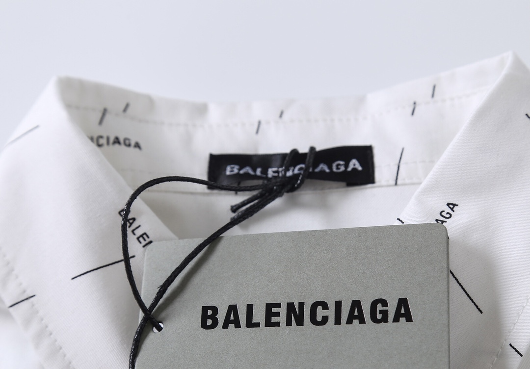 【BALENCIAGA 公式旗艦店】バレンシアガ シャツ ご好評に付き再入荷！