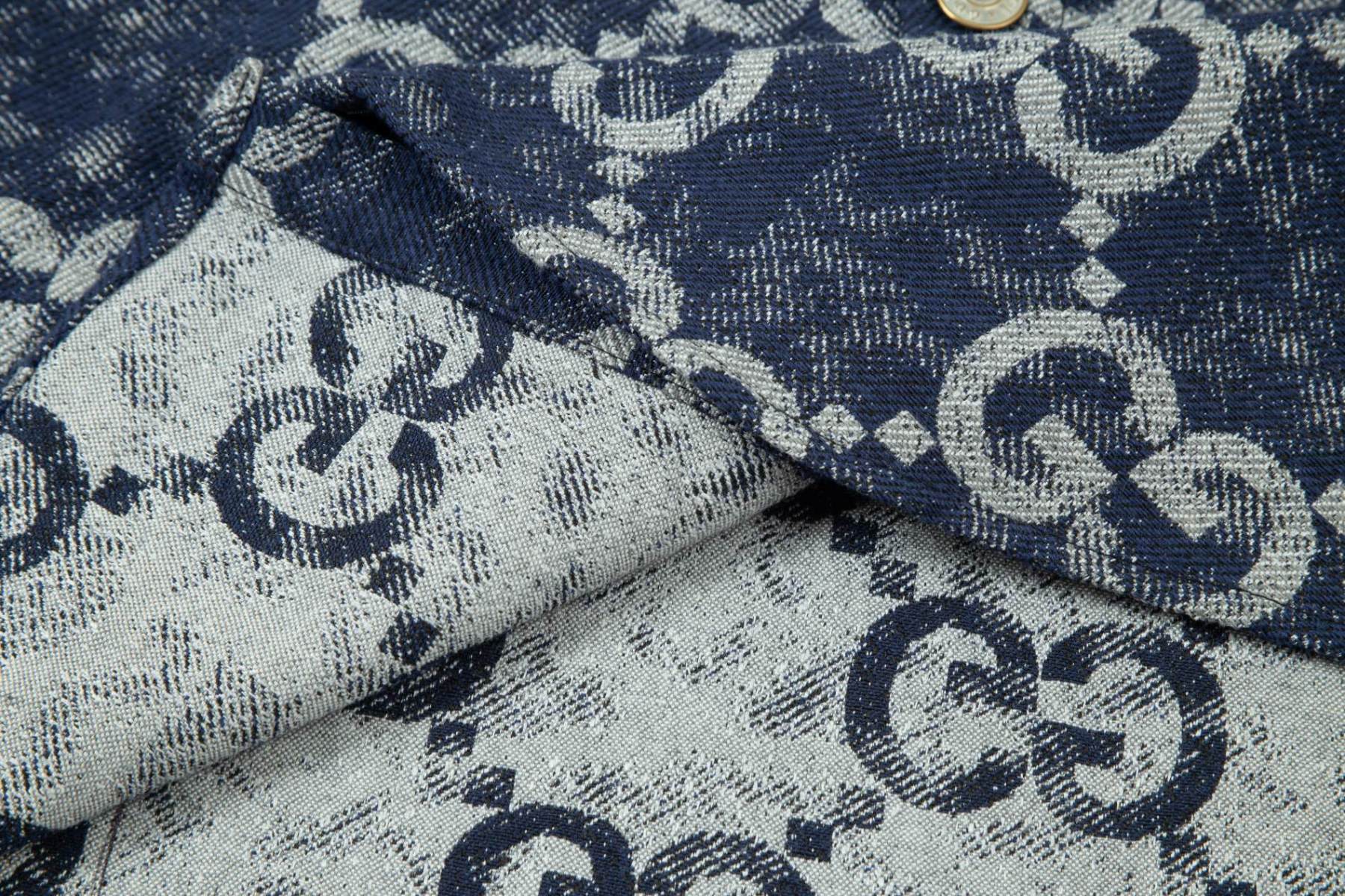 【GUCCI 公式旗艦店】グッチ シャツ ご好評に付き再入荷 240716