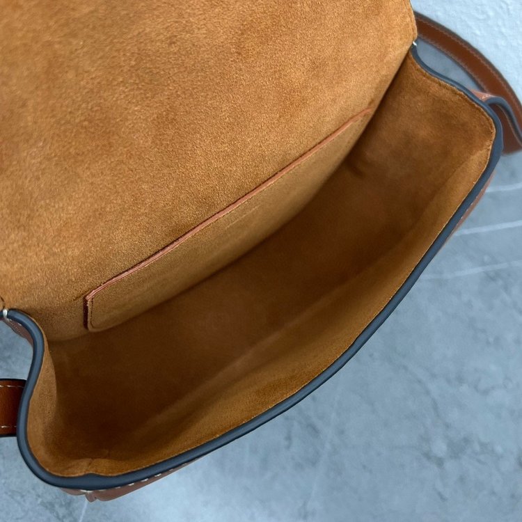 【CELINE旗艦店】(セリーヌ) ショルダーバッグ & クロスボディバッグ 18.5x8x15cm