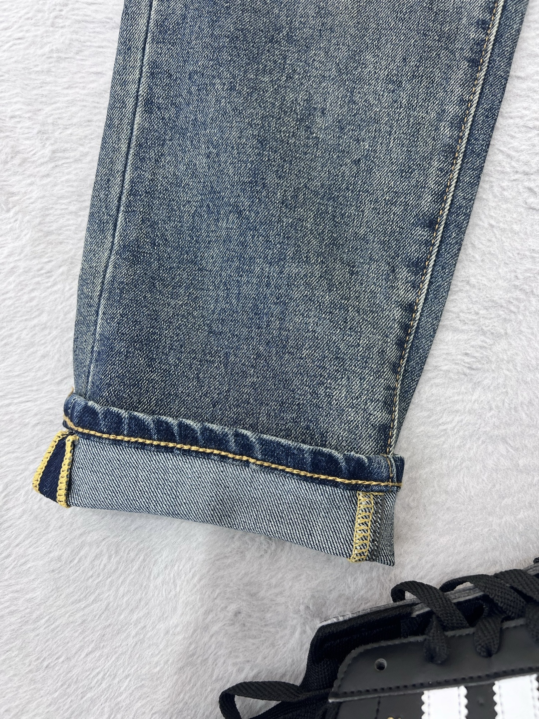 【LOEWE公式旗艦店】ロエベ ジーパン、ご好評に付き再入荷！