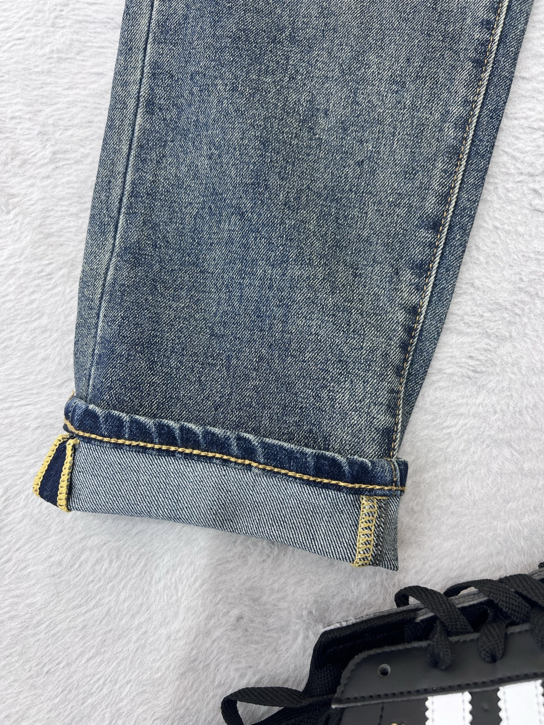 【LOEWE公式旗艦店】ロエベ ジーパン、ご好評に付き再入荷！