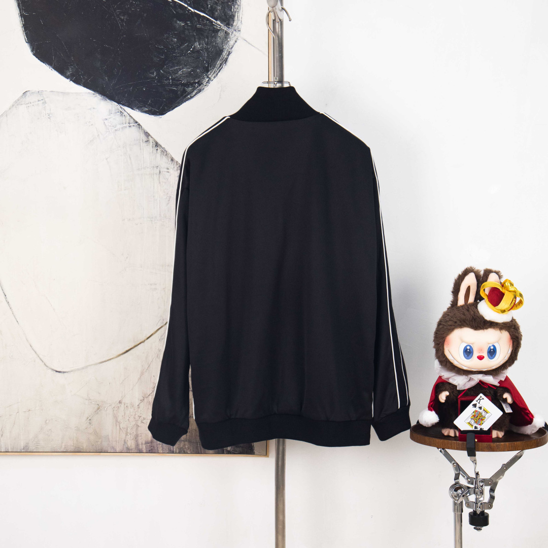 【LOEWE公式旗艦店】ロエベ ジャケット ご好評に付き再入荷！