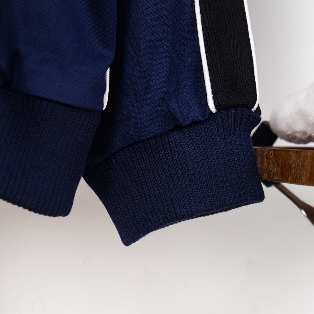 【LOEWE公式旗艦店】ロエベ ジャケット ご好評に付き再入荷！