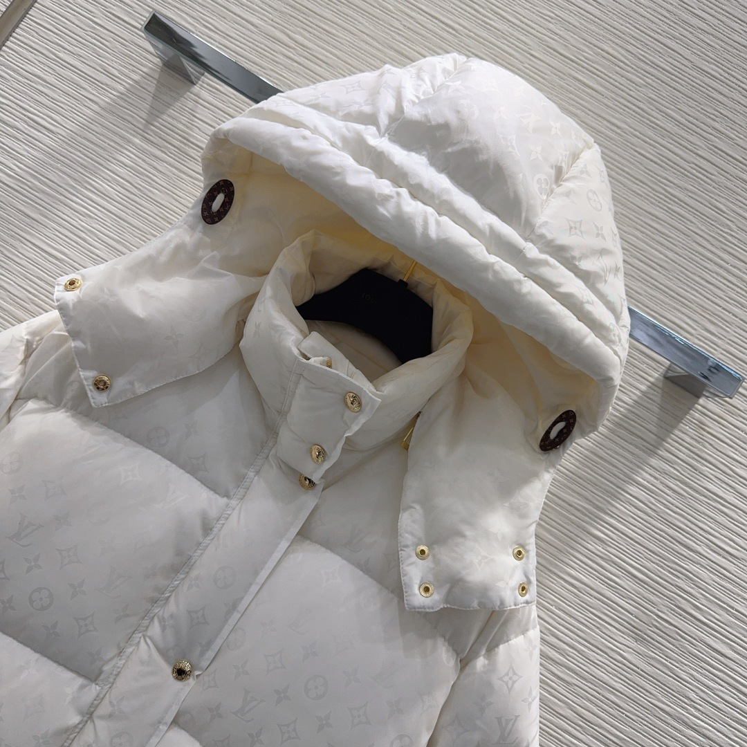 【LOUIS VUITTON旗艦店】ルイヴィトン ダウンジャケット ご好評に付き再入荷！
