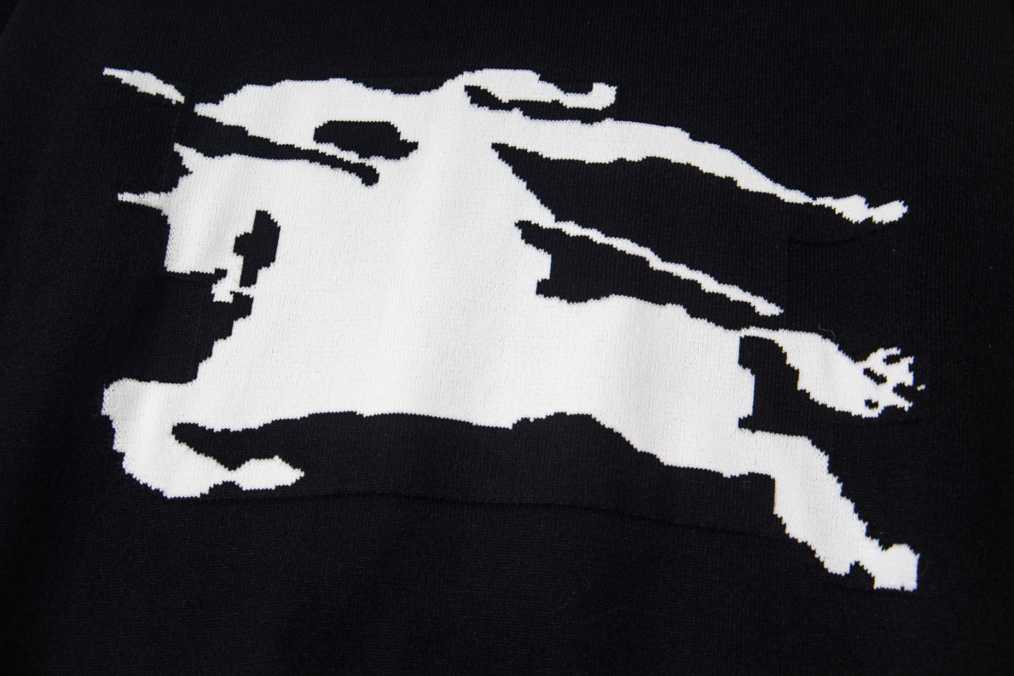 【BURBERRY旗艦店】バーバリー セーター 男女兼用 ご好評に付き再入荷！