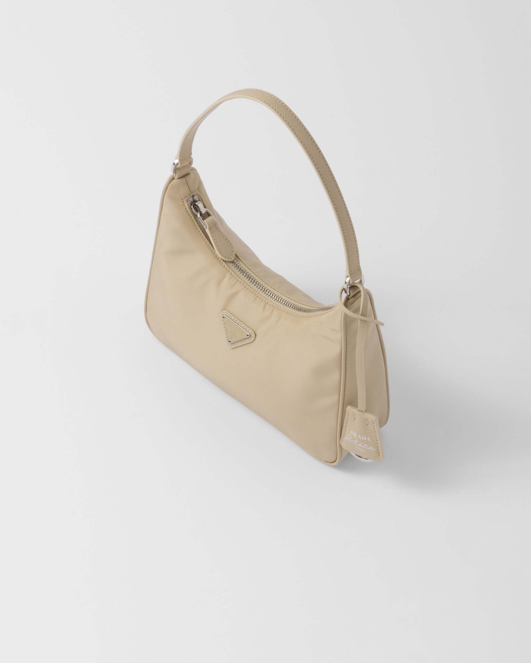 プラダ Re-Edition 2005 Re-Nylon ミニバッグ