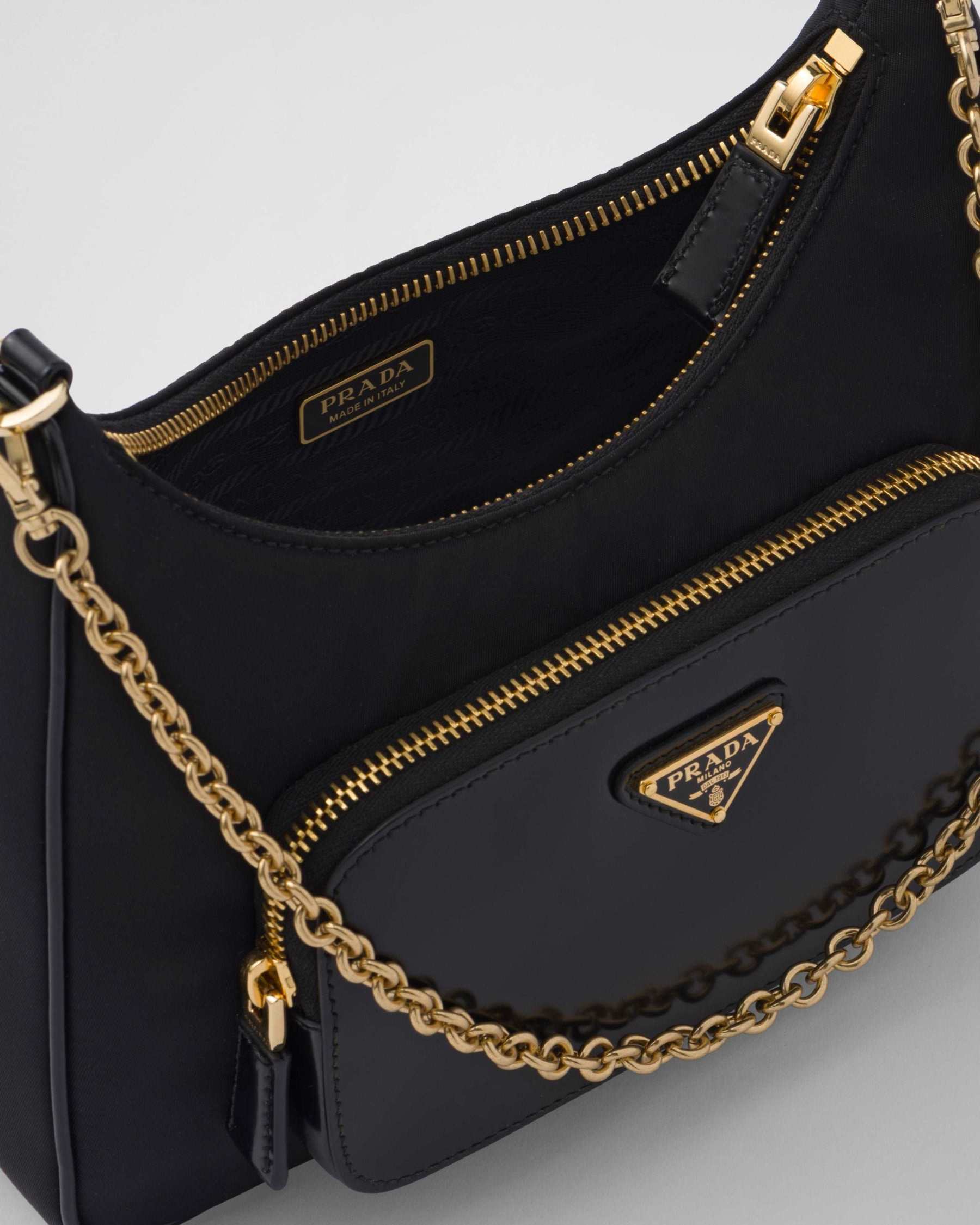 Re-Nylon xブラッシュドレザー ミニバッグ