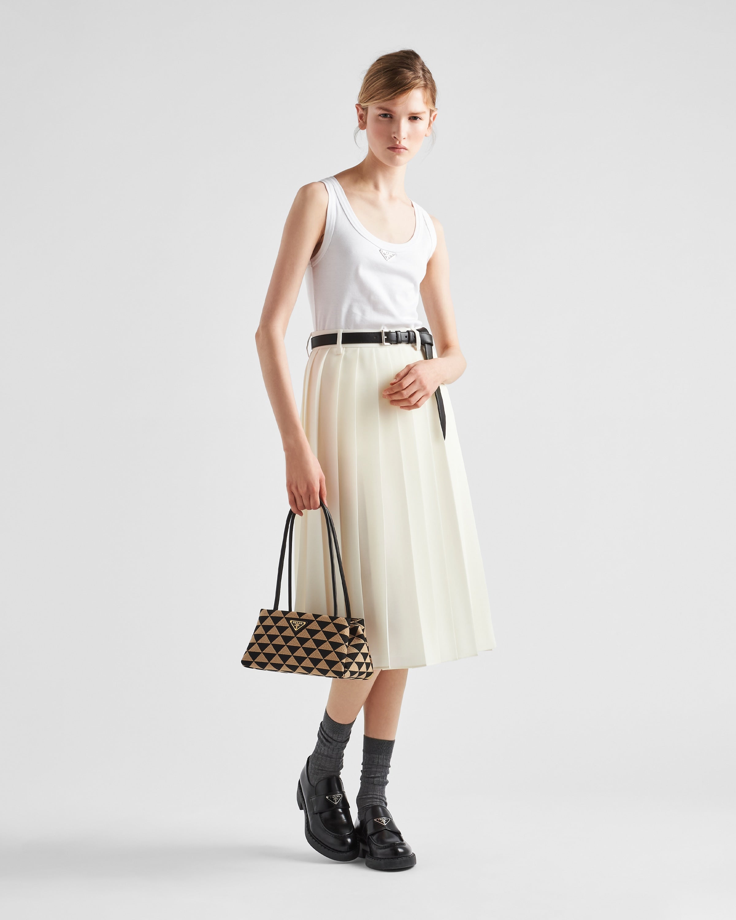 プラダ シンボル エンブロイダリーファブリック スモールバッグ