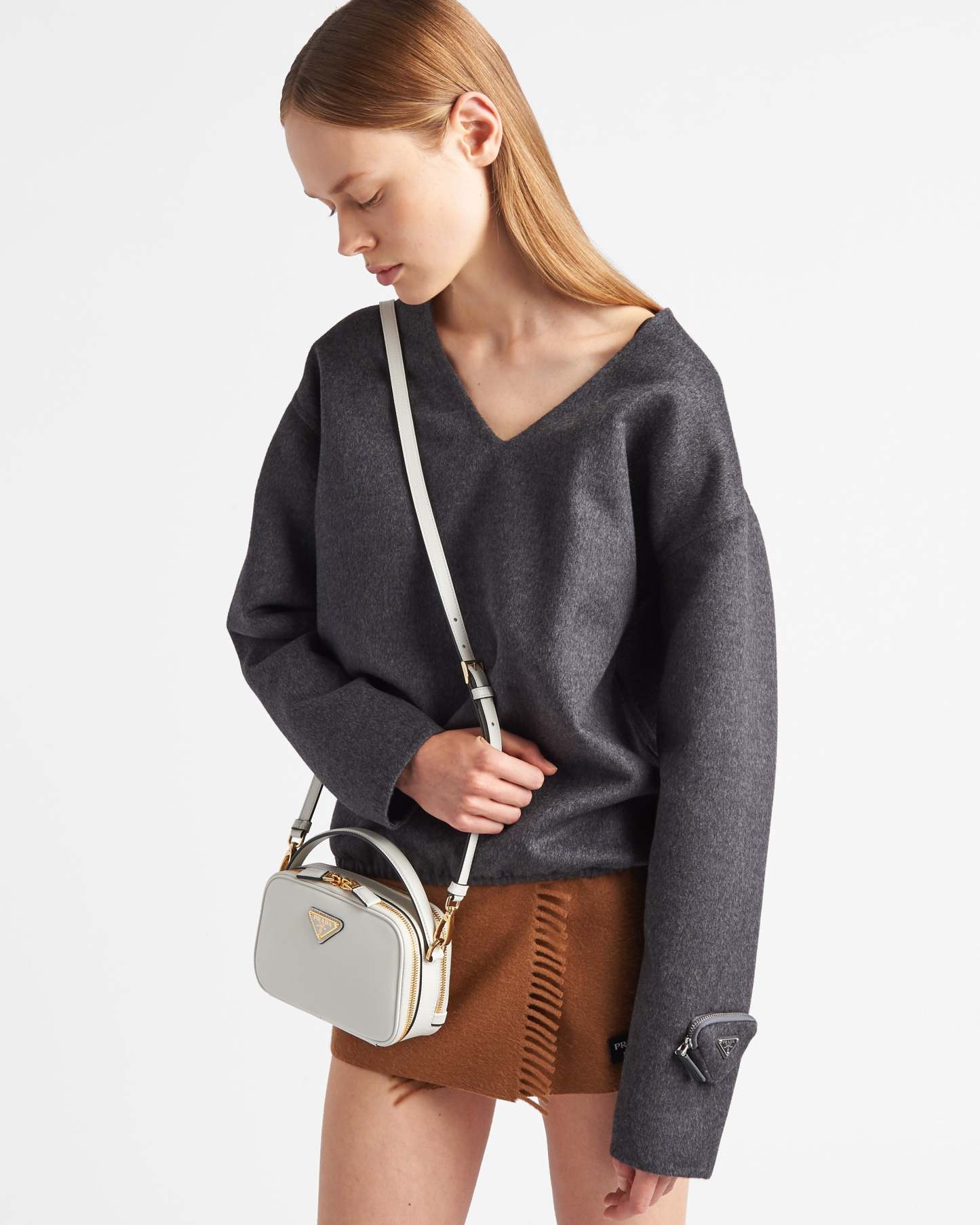 プラダ オデット レザー ミニバッグ