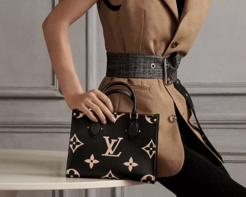【LOUIS VUITTON】■オンザゴー PM ハンドバッグ ショルダーバッグ