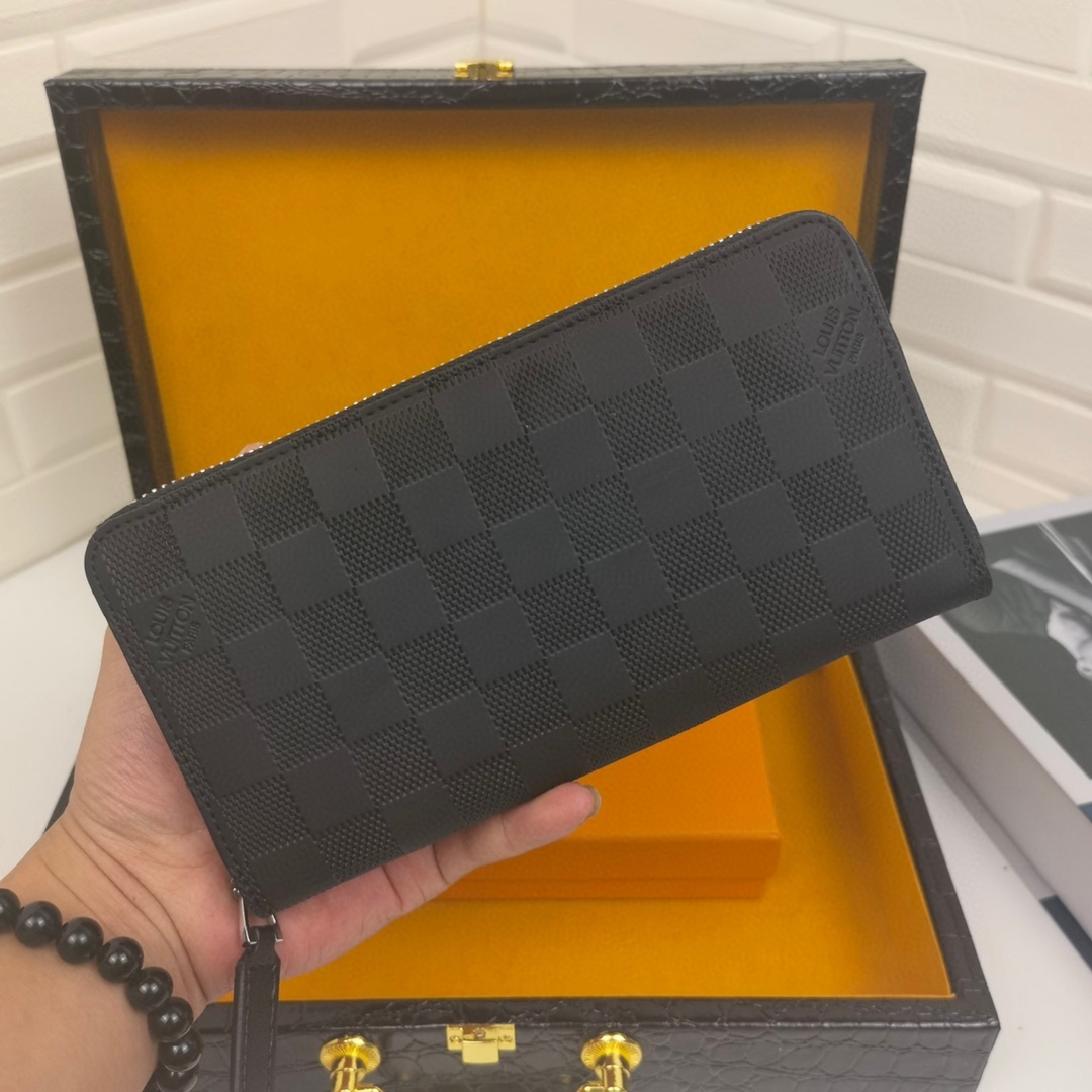 Louis Vuitton (ルイ・ヴィトン) 財布19x10x2.5 cm