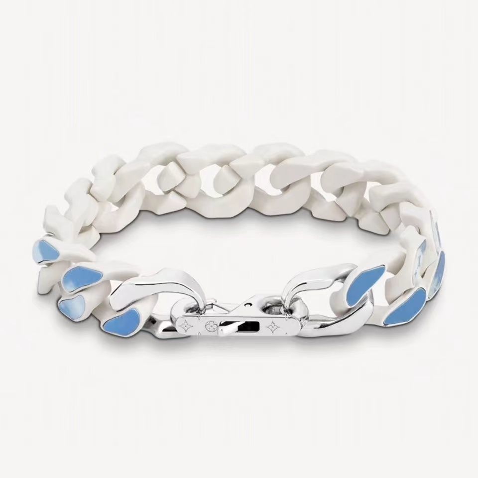 Louis Vuitton（ルイヴィトン） MONOGRAM CLOUDS ネックレス 50cm + ブレスレット 21cm