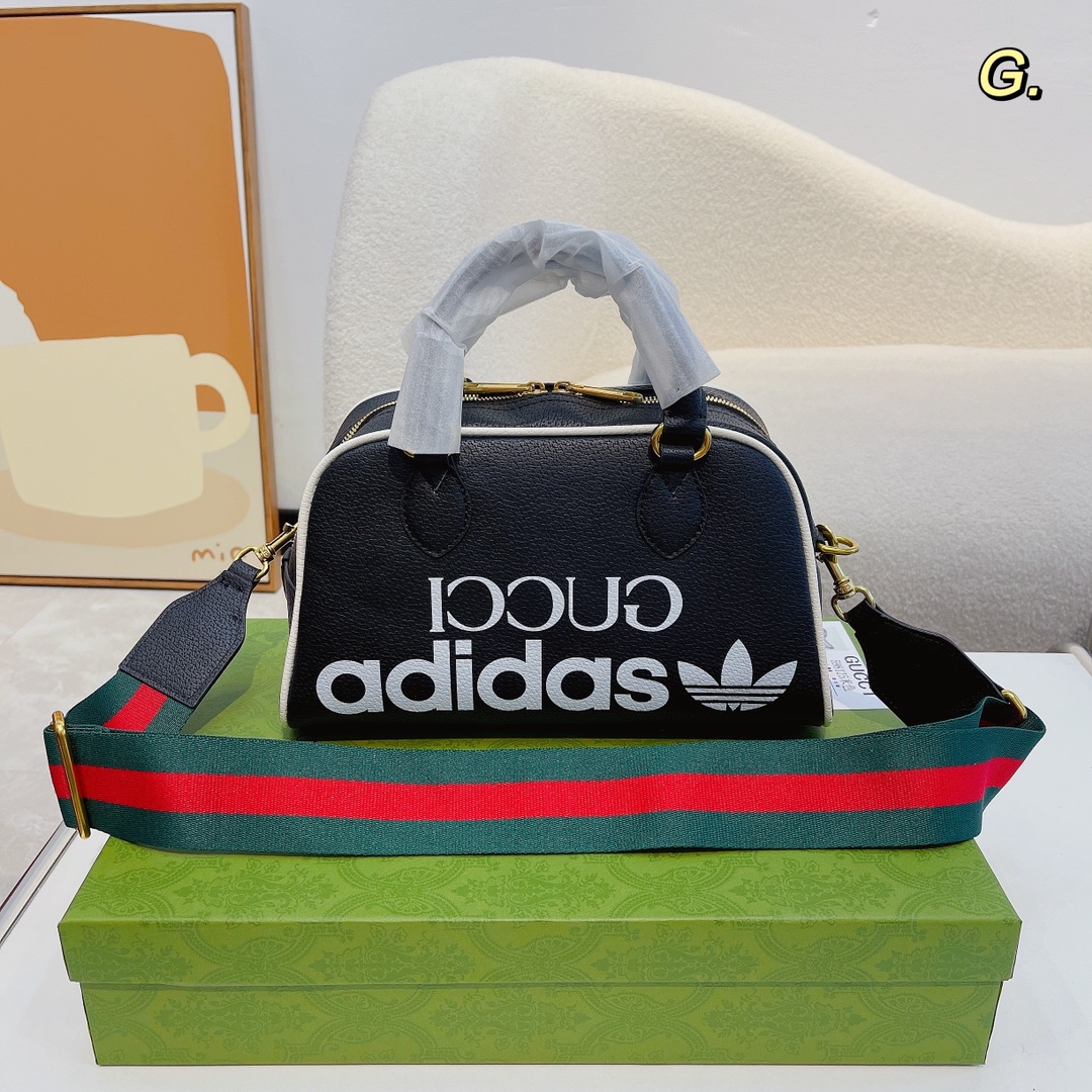 ADIDAS X GUCCI ミニ ダッフルバッグ 28 X 16 X 12CM