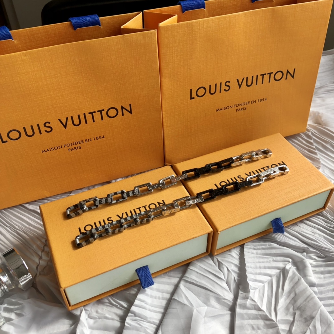 Louis Vuitton（ルイヴィトン）ブラスレ・ダミエ モノグラム チェーン