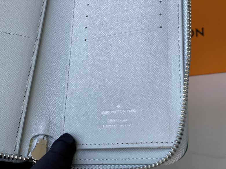 Louis Vuitton (ルイ・ヴィトン) Everyday LV Zippy 長財布 20x10x2cm 2 カラー