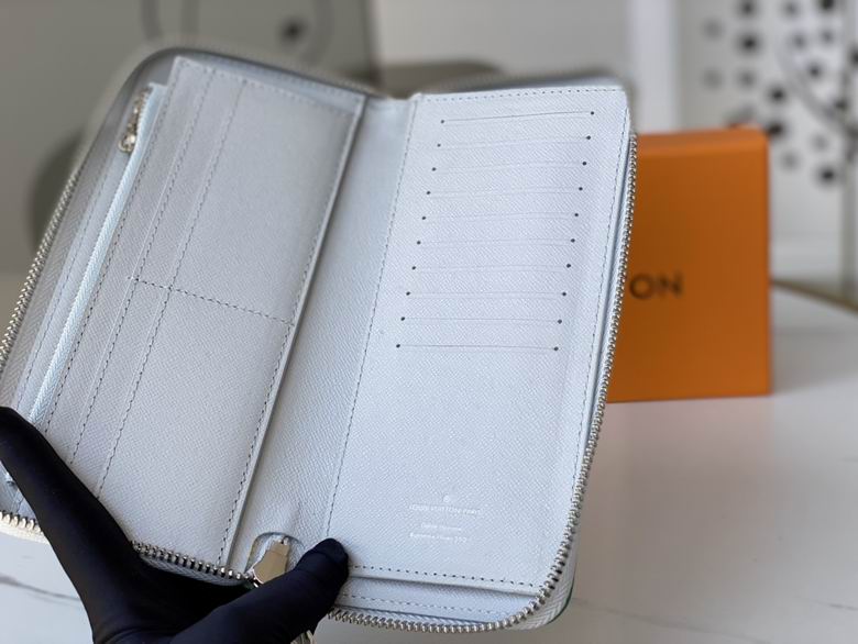 Louis Vuitton (ルイ・ヴィトン) Everyday LV Zippy 長財布 20x10x2cm 2 カラー