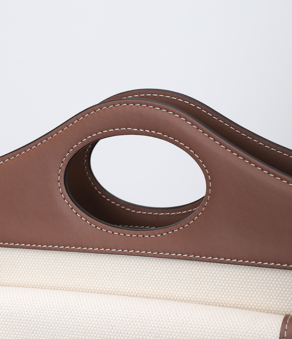 ☆Burberry ミニ ツートン ポケットバッグ