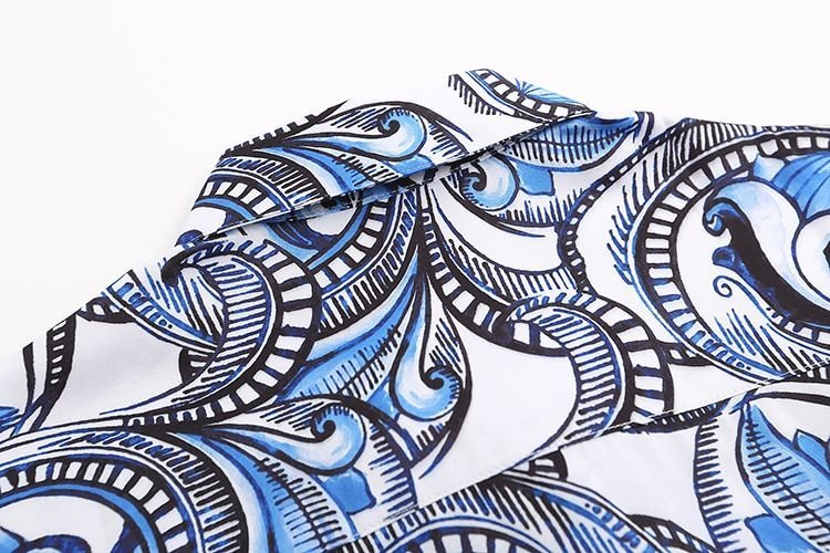 【VERSACE旗艦店】長袖シャツ、ご好評に付き再入荷！！