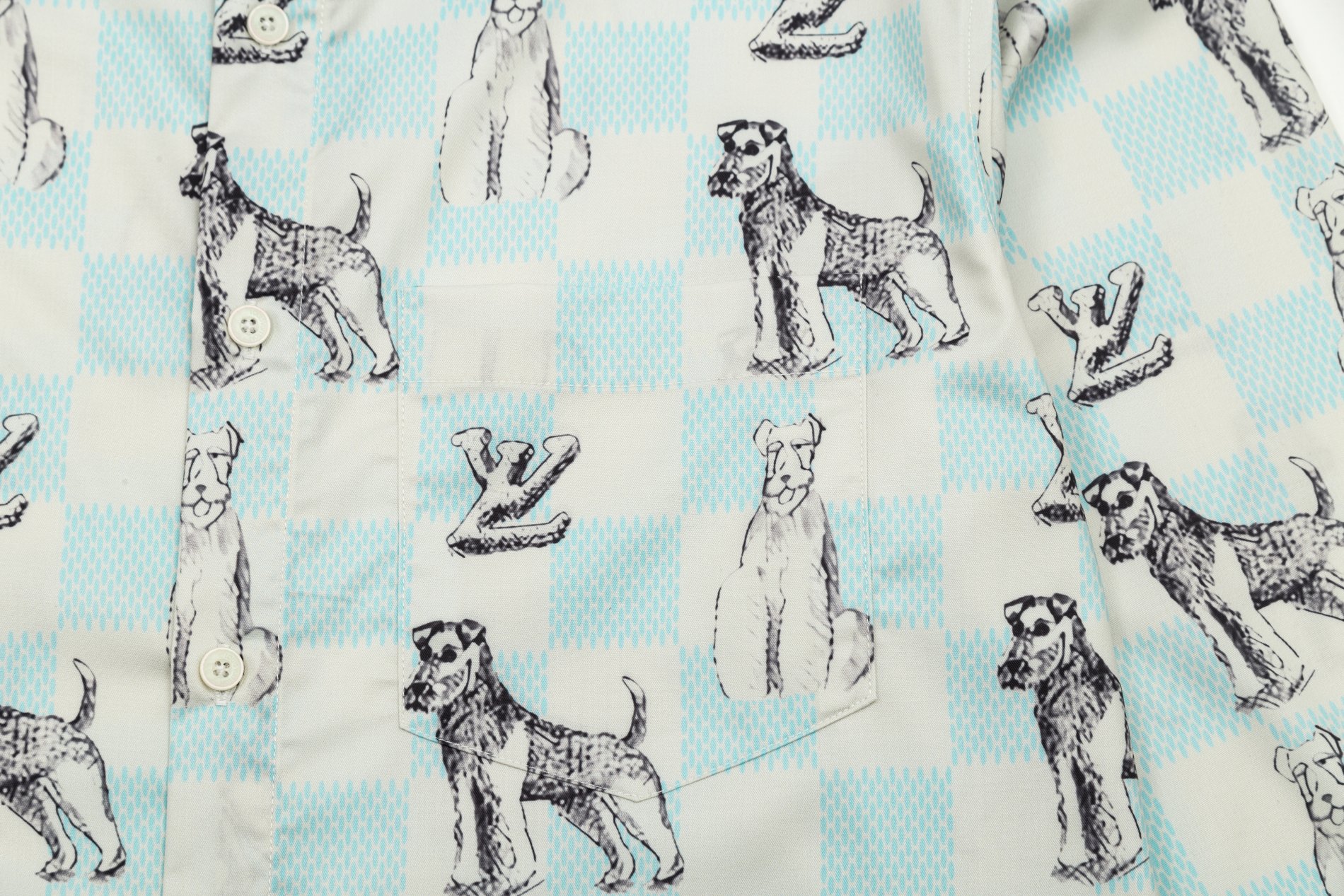 【LOUIS VUITTON 公式旗艦店】ルイヴィトン シャツ ご好評に付き再入荷 240715